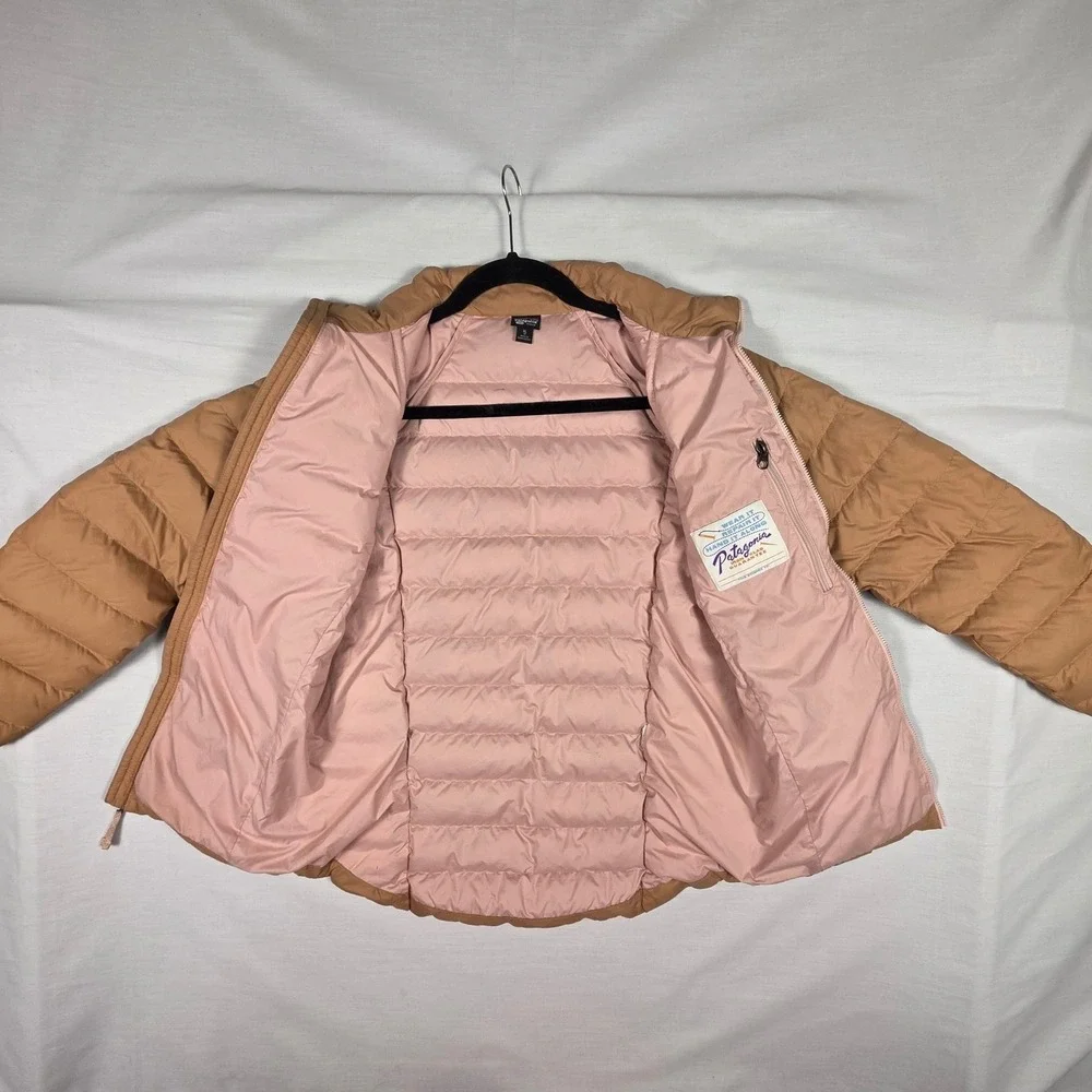 Patagonia‎ Down 600 Fill Jacket Kids XL Tan Pink Puffer Hoodless Full Zip Warm